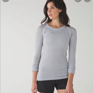 Lululemon Swiftly Tech Long Sleeve Top